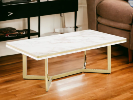 Seneca Couchtisch Gold