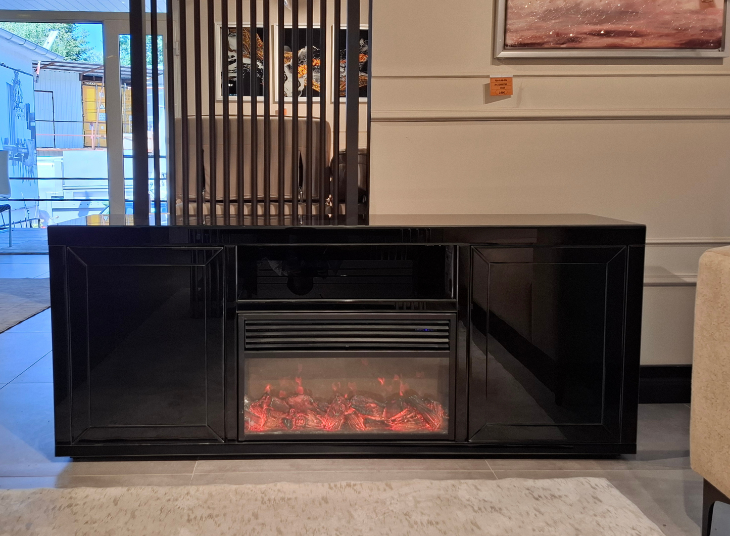 Joker TV-Tisch mit Kamin