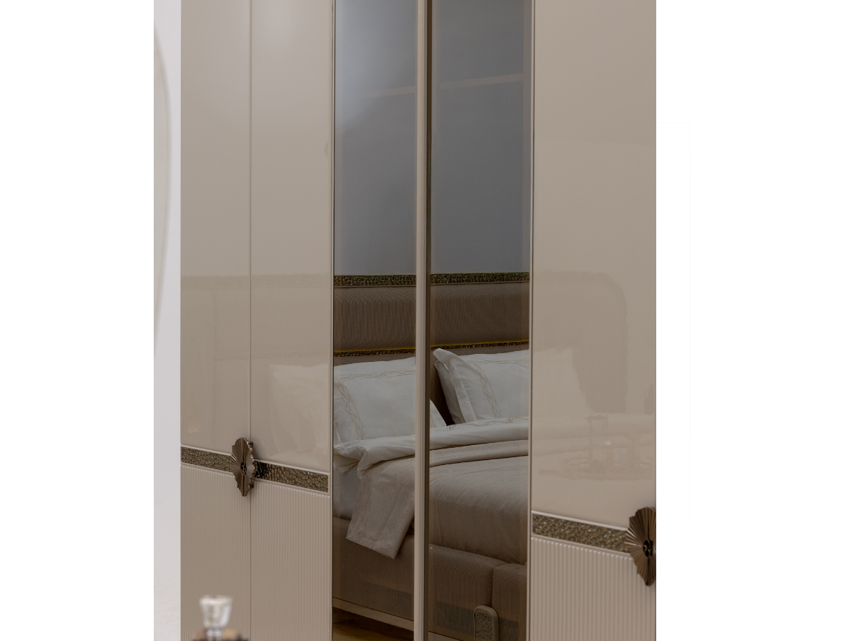 Porto Kleiderschrank