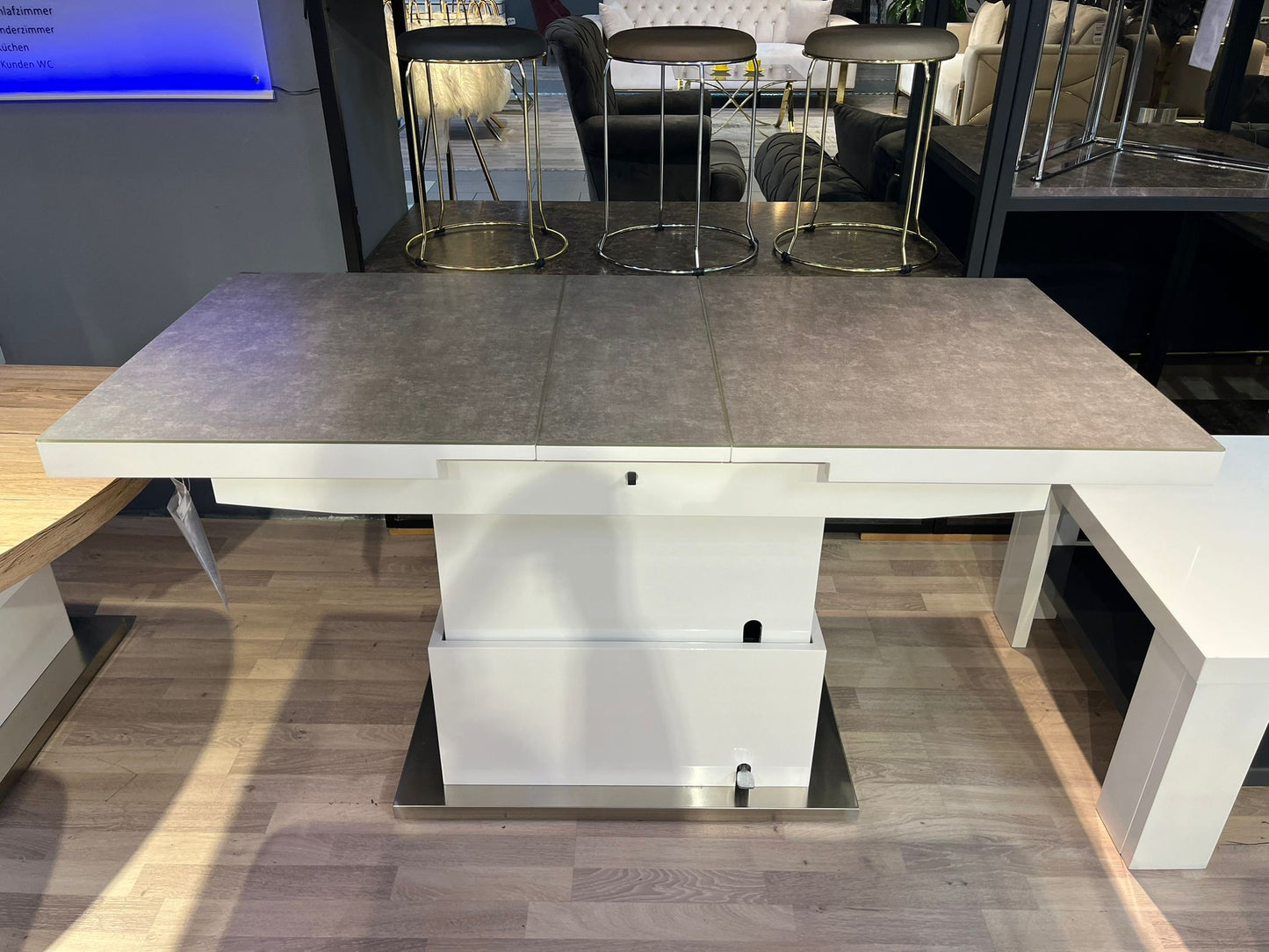 Apexa Smart Couchtisch