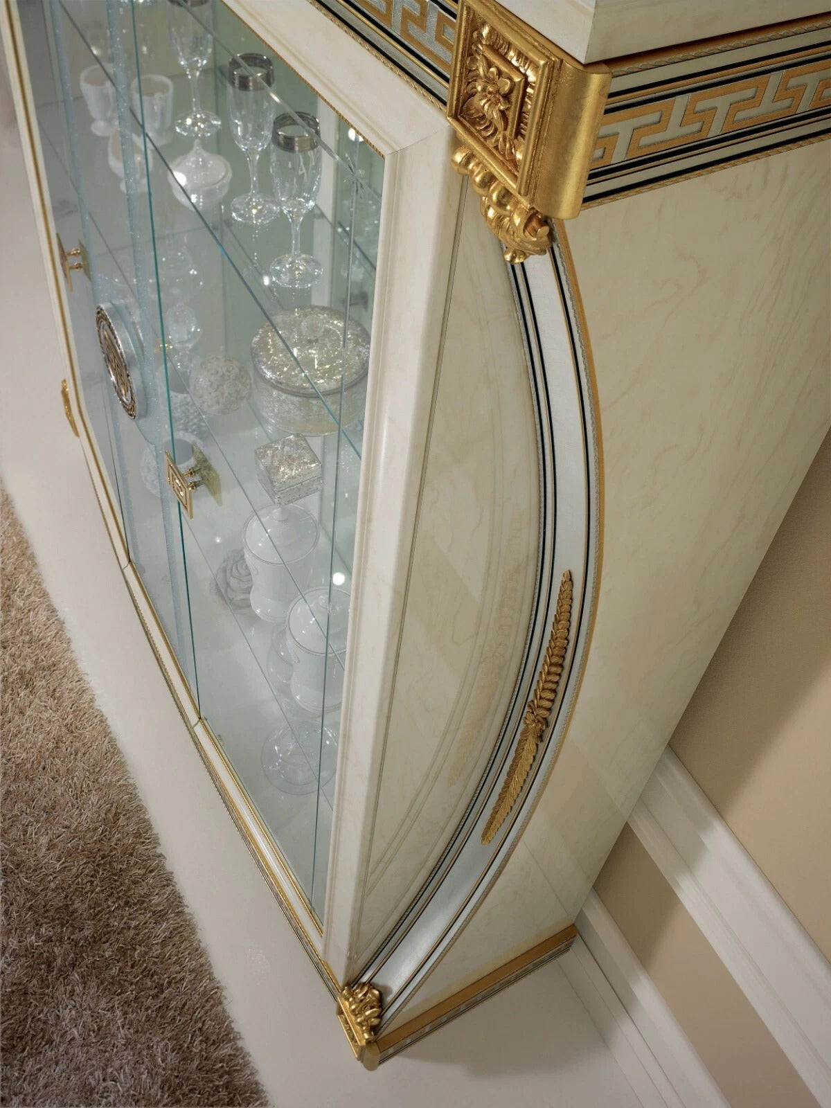 Liberty Vitrine