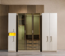 Vizon Kleiderschrank