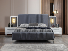 Melis Bett mit Bettkasten