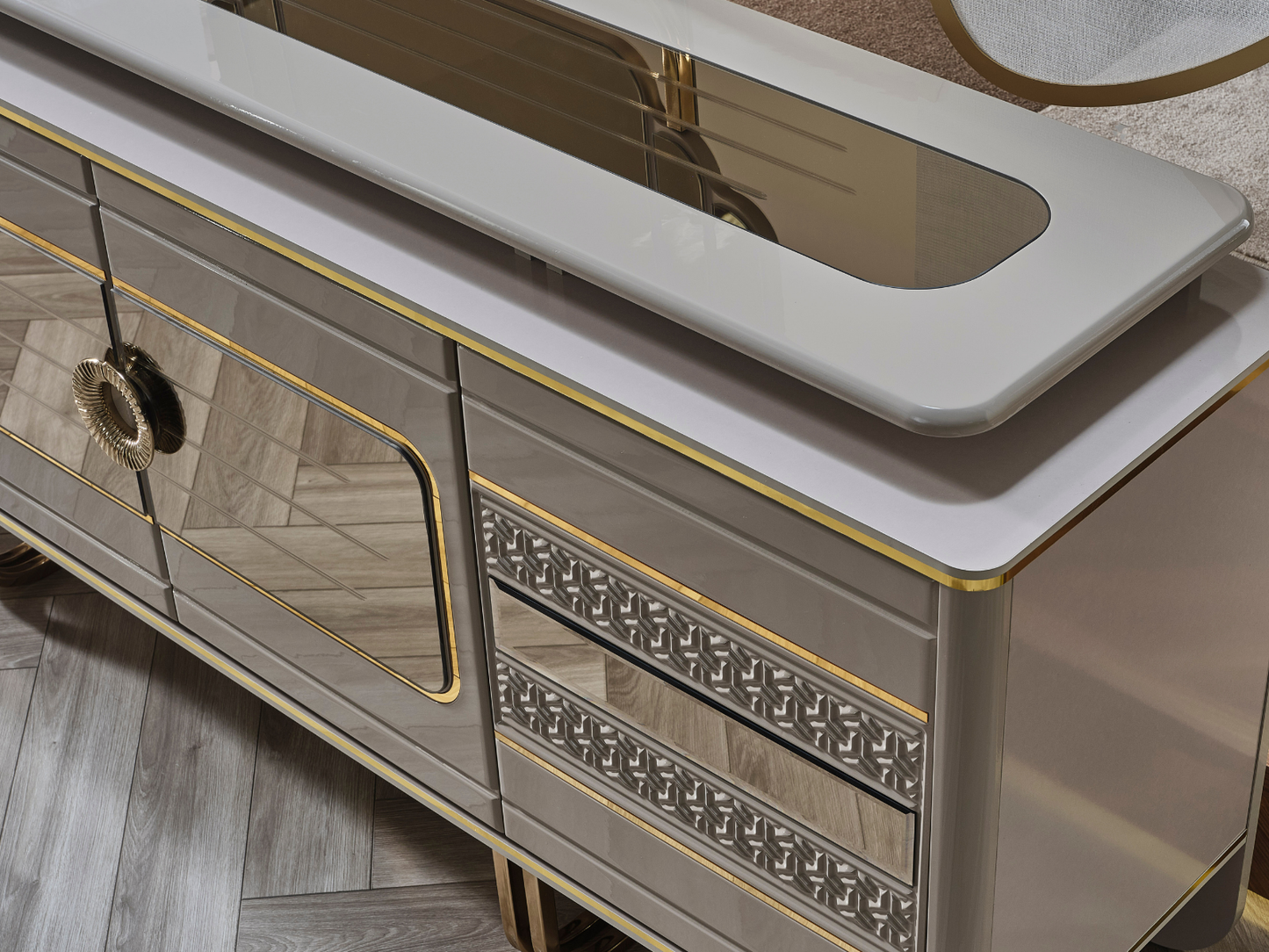 Delüx Sideboard + Speigel