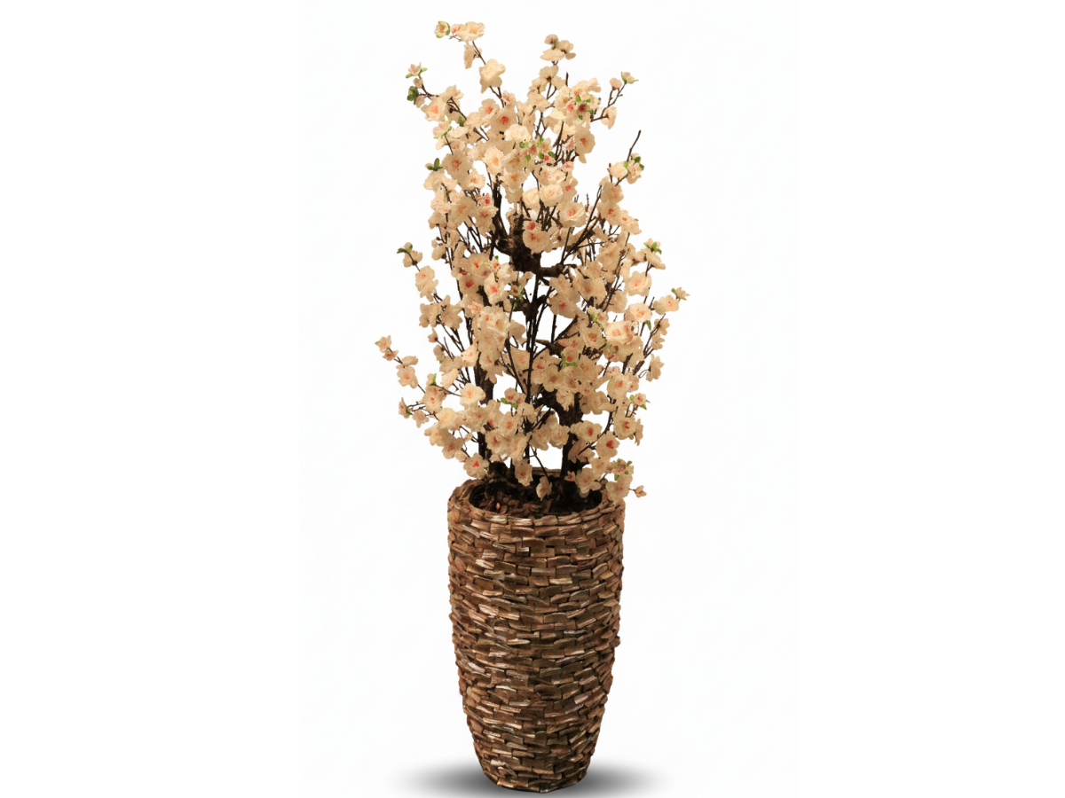 Frühlingsblüten in Steinvase