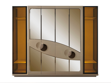 Gucci Kleiderschrank