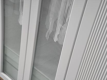 Nergis Kleiderschrank