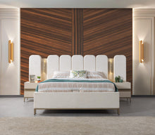 Eylül Bett mit Bettkasten