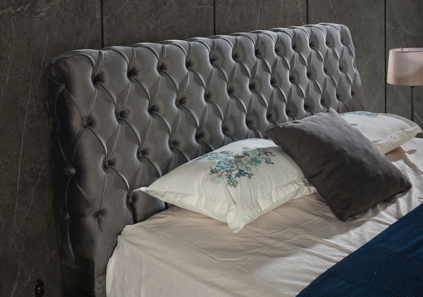 Nilüfer Schlafzimmer Set